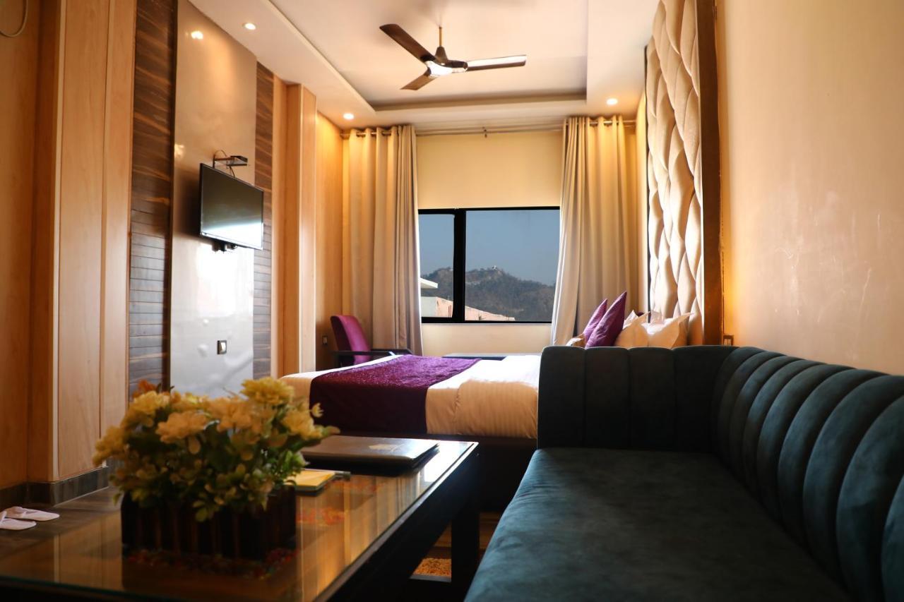 Perfectstayz Premium @Harkipauri Road Haridwār Εξωτερικό φωτογραφία