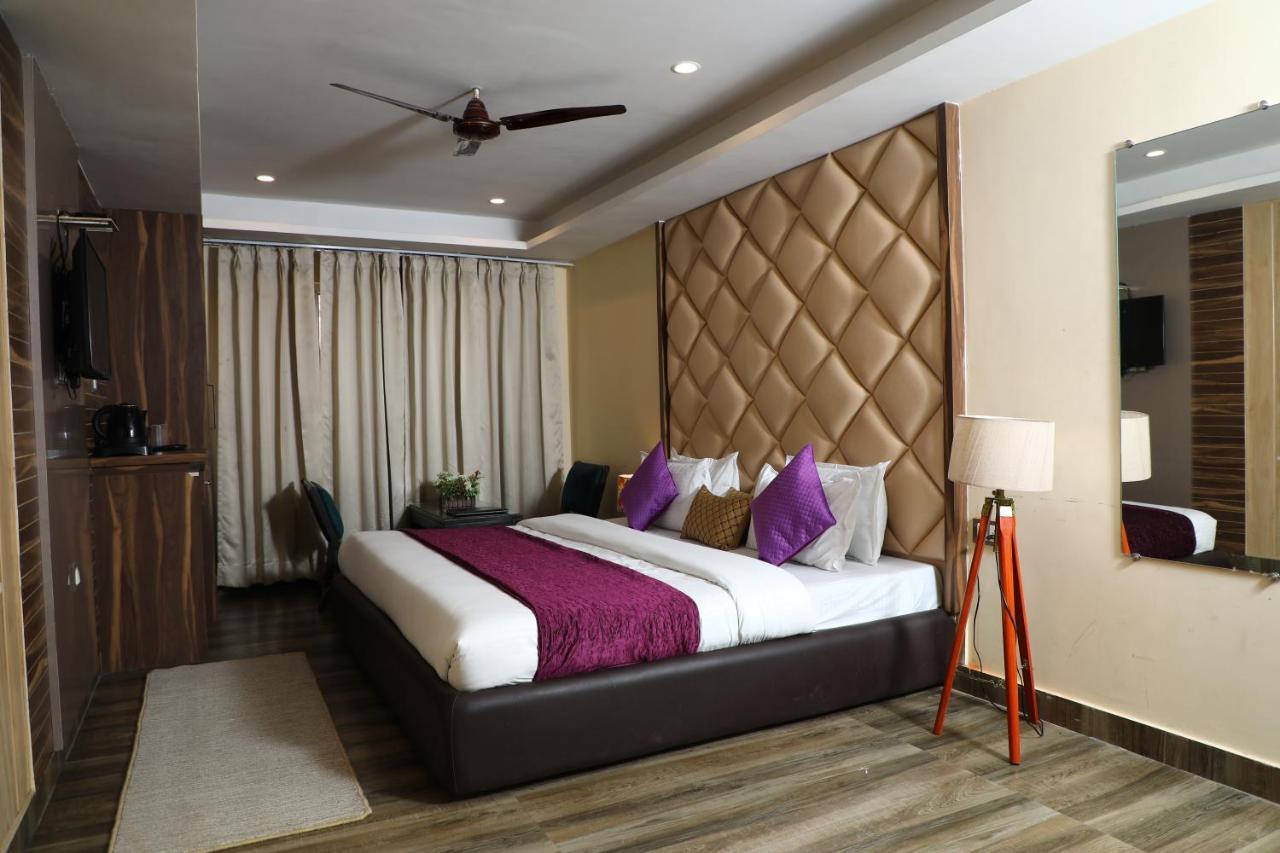 Perfectstayz Premium @Harkipauri Road Haridwār Εξωτερικό φωτογραφία
