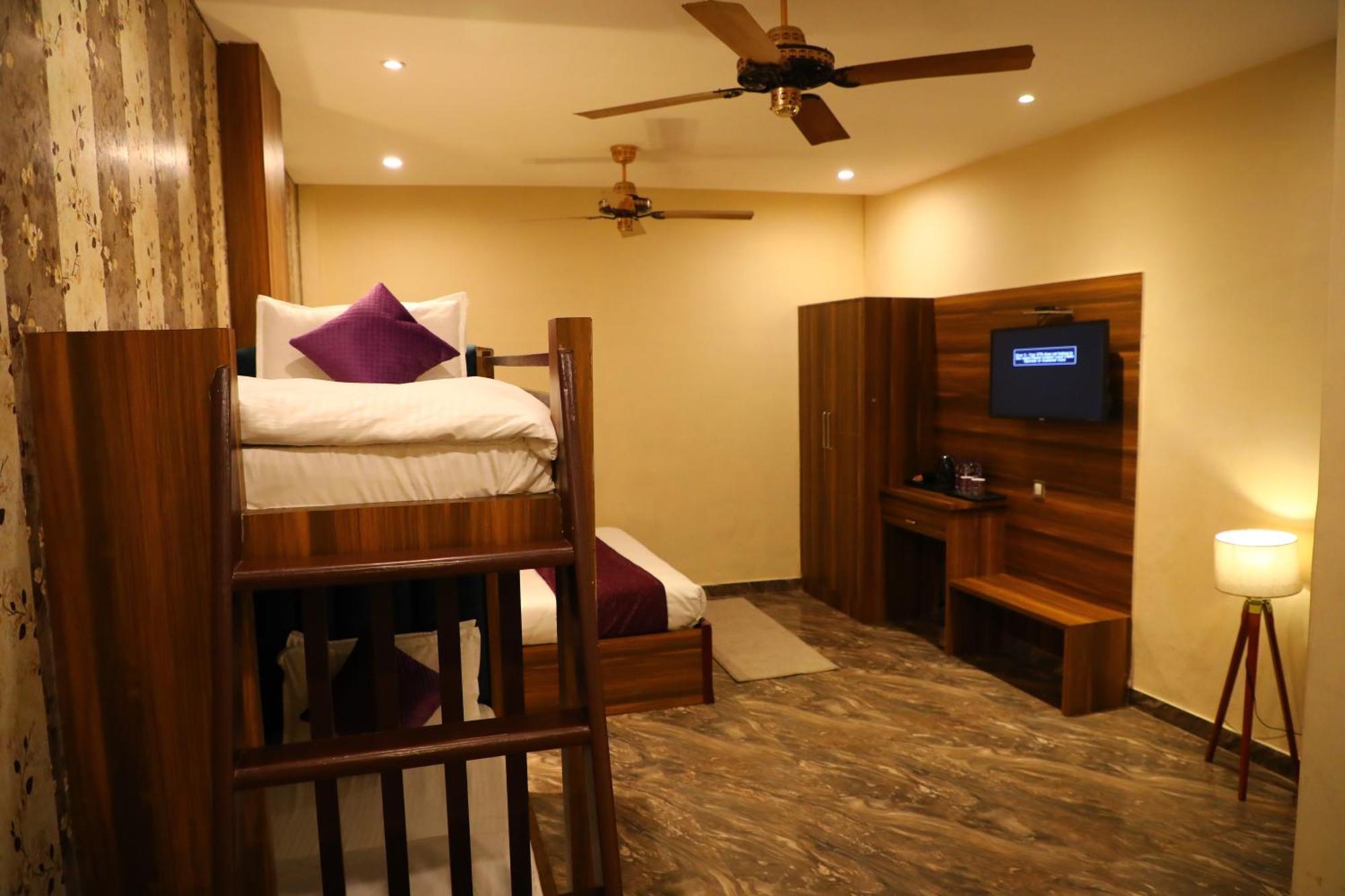 Perfectstayz Premium @Harkipauri Road Haridwār Εξωτερικό φωτογραφία