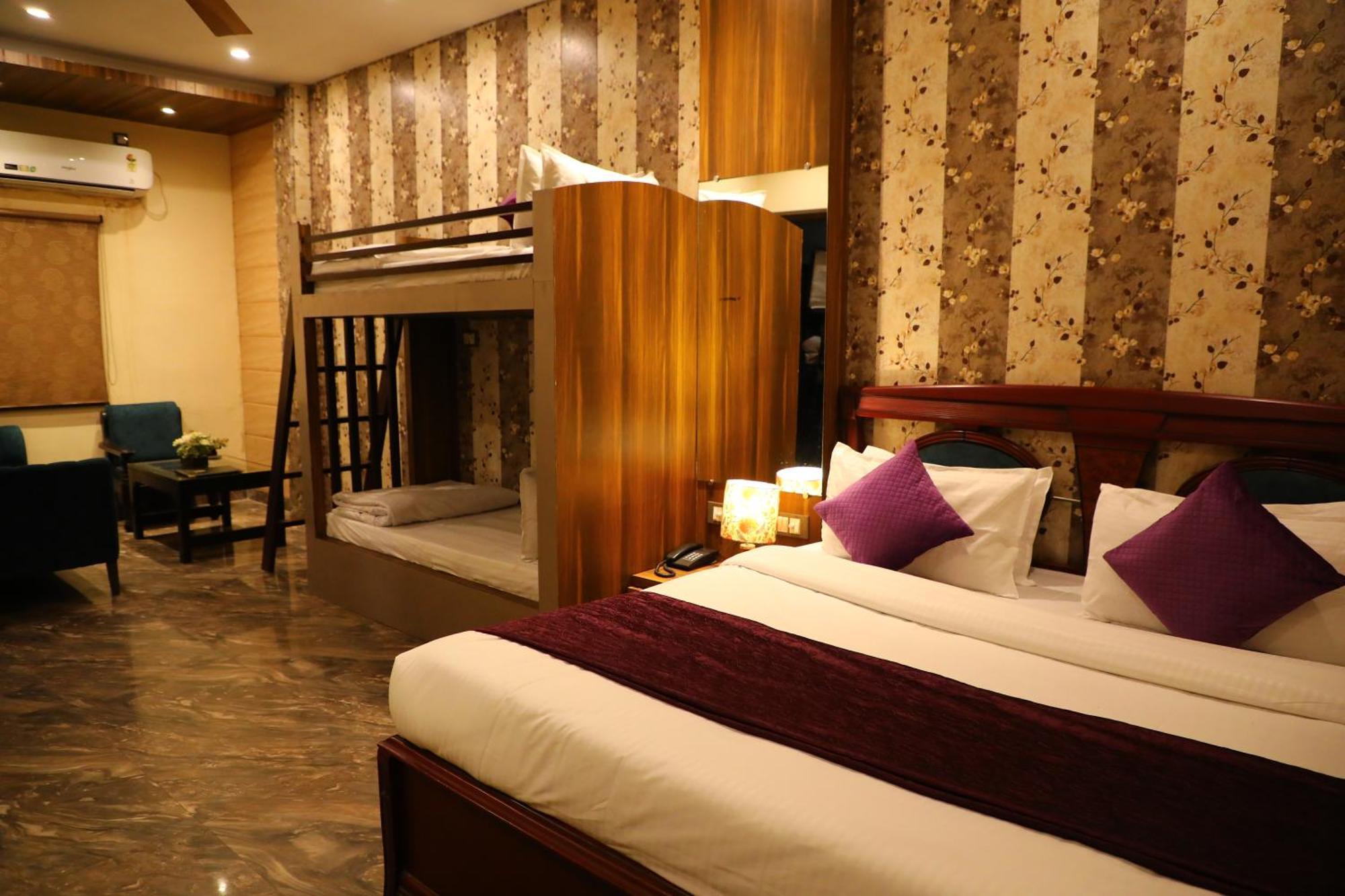 Perfectstayz Premium @Harkipauri Road Haridwār Εξωτερικό φωτογραφία