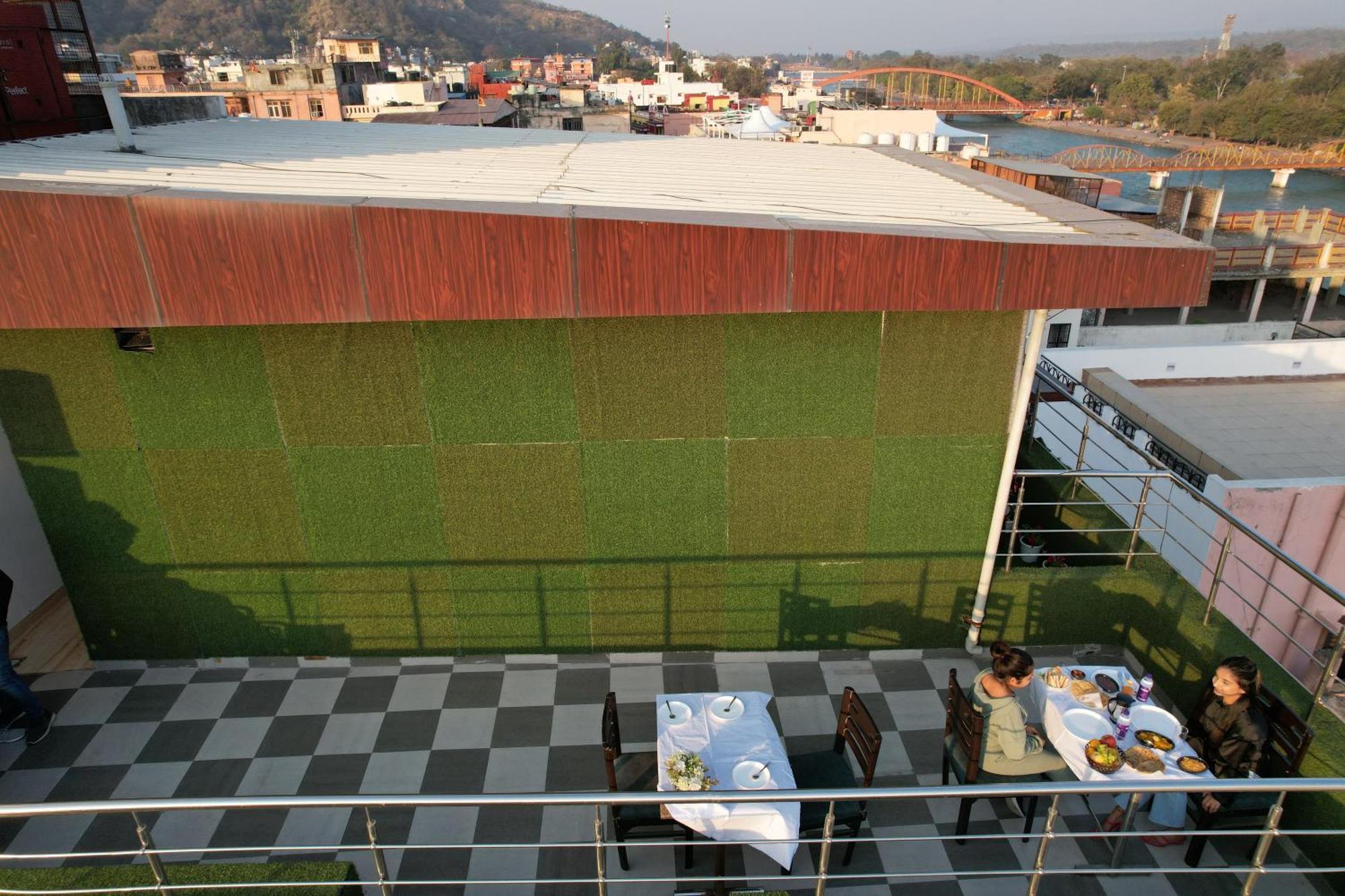 Perfectstayz Premium @Harkipauri Road Haridwār Εξωτερικό φωτογραφία